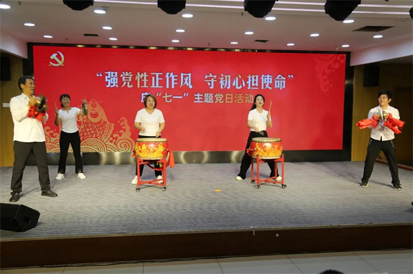 210.jpg 210.jpg