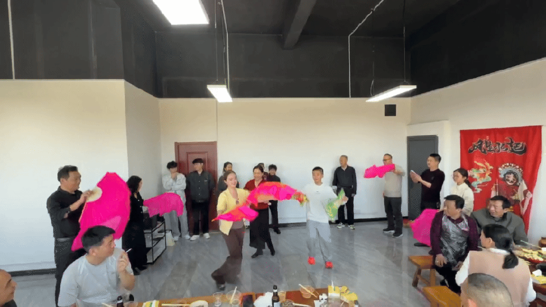 微信图片_20260224102328.gif 微信图片_20260224102328.gif